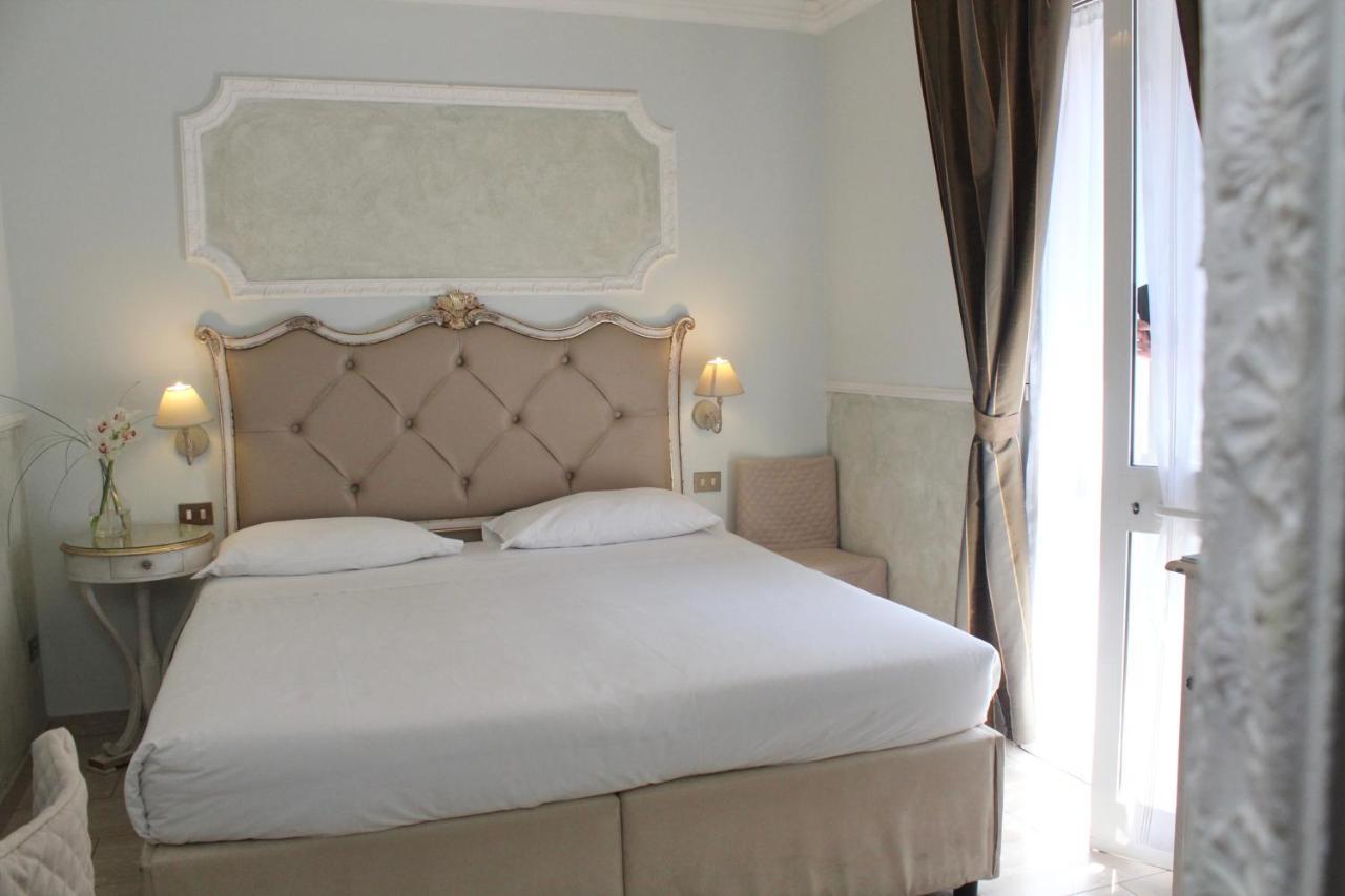 Tahiti 3* Viareggio
