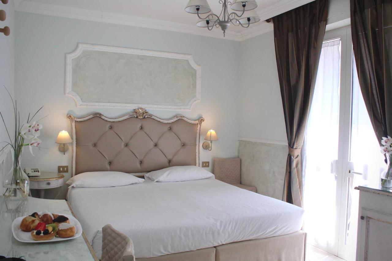 Hotel Tahiti Viareggio