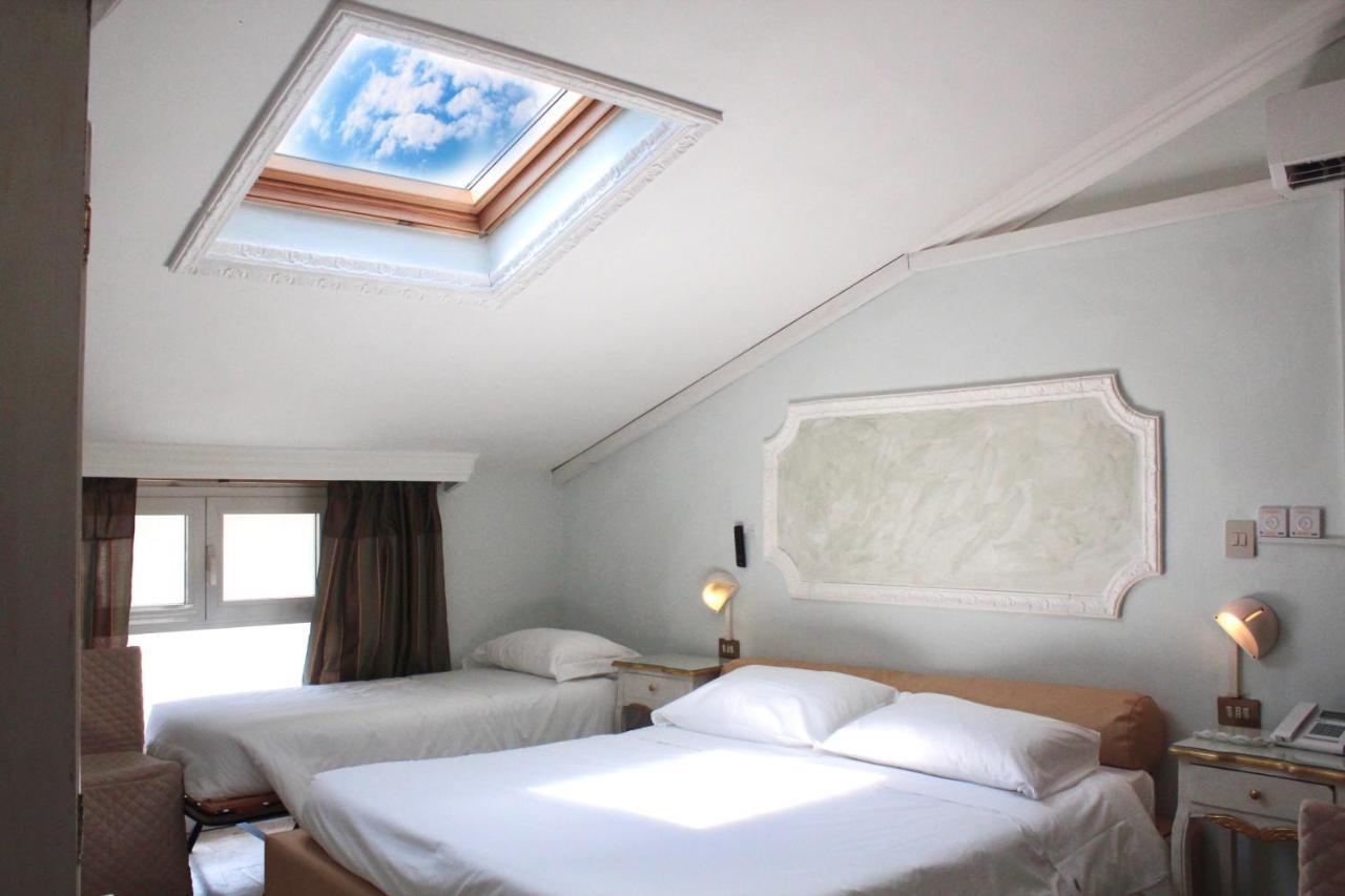 Hotel Tahiti
