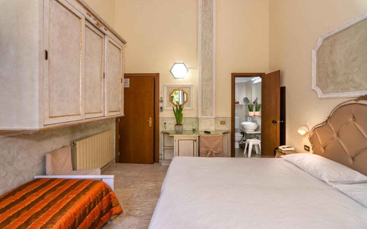 Tahiti Hotel 3*